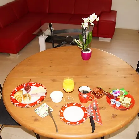 Chez Sandrine Pensjonat *